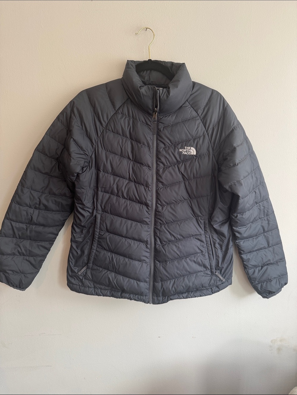 The North Face Women's Dark Gray Puffer Jacket Size L